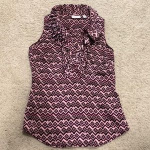 Sleeveless Dress Shirt with Details